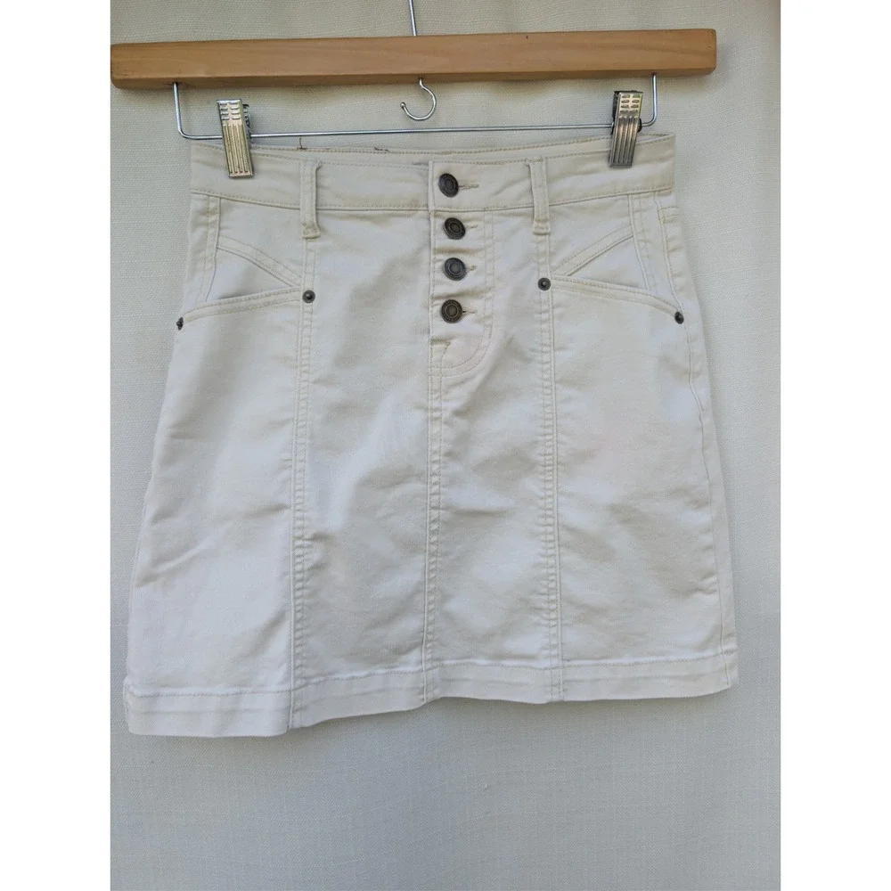 Frye and Co Womens Cream Denim Mini Skirt‎ Button Fly Off White Size 2